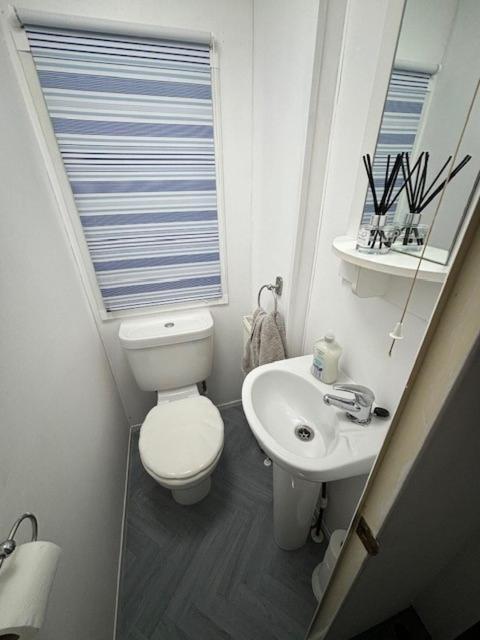 Summer Breeze - Family Holiday Home In Camber Sands Экстерьер фото